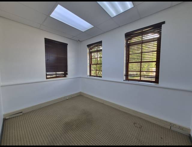 238M² OFFICE TO LET IN SANDTON CENTRAL